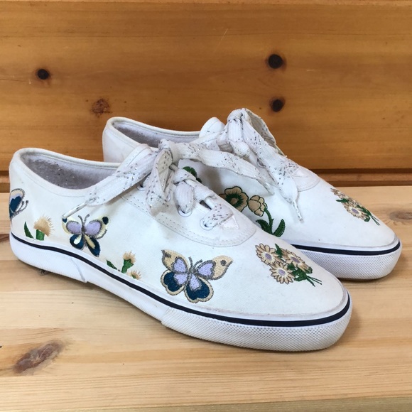 Vintage KEDS style Lace Up Embroidered Flower Butterflies Flats 7.5 - Picture 1 of 13